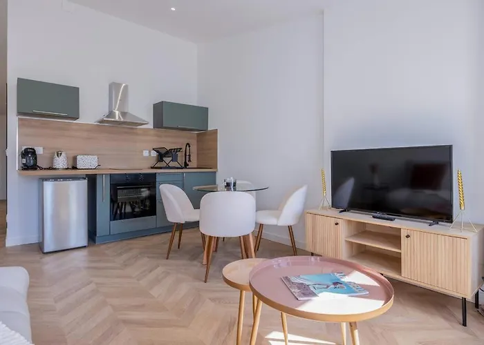 La Suite D\'Orbigny En Hyper Centre